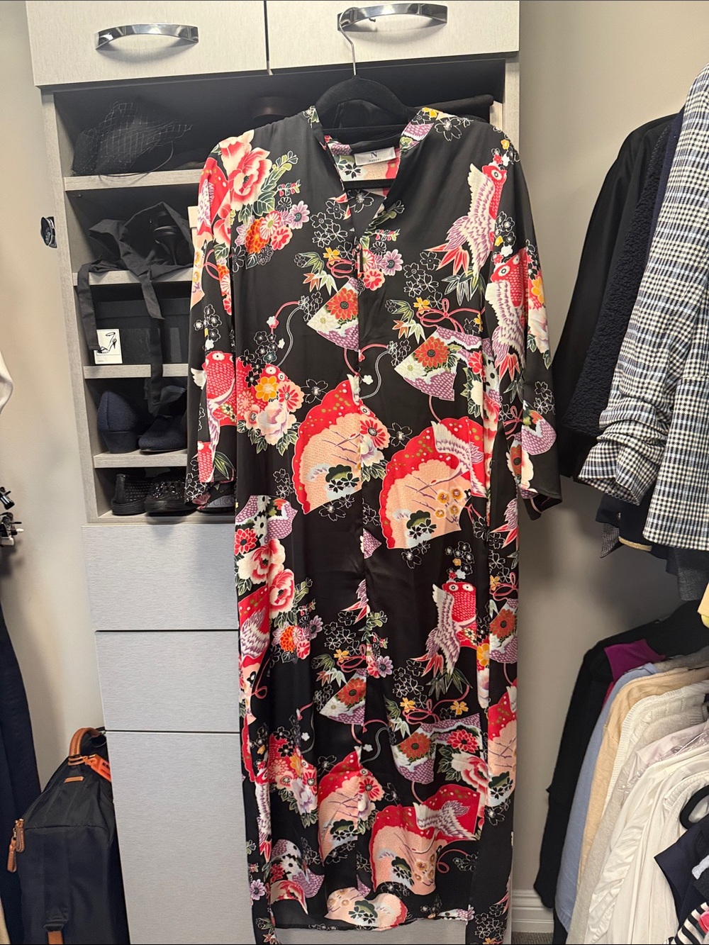 Natori Black Maxi zippered robe S with Pink & Red Floral Fans & flowers